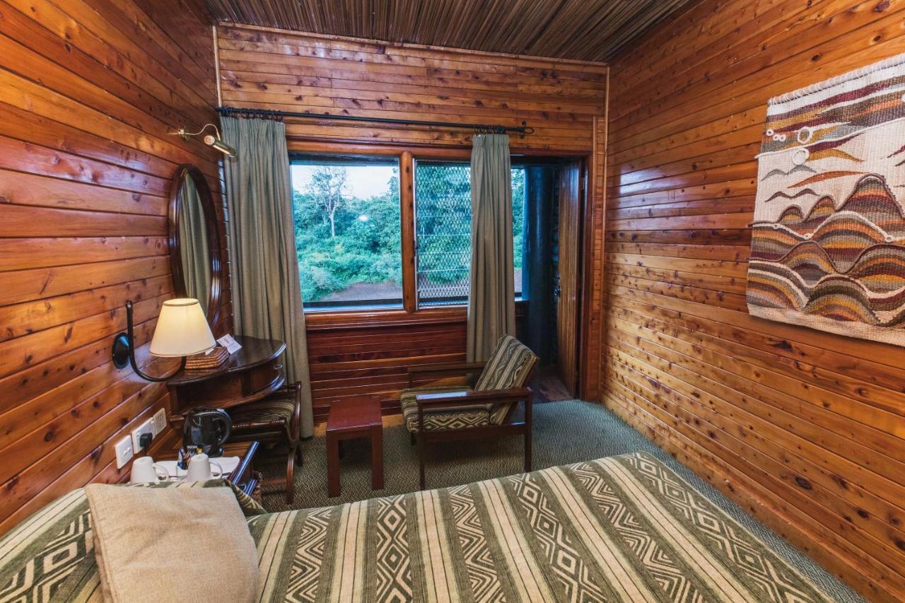 Serena Mountain Lodge Kabaru ภายนอก รูปภาพ
